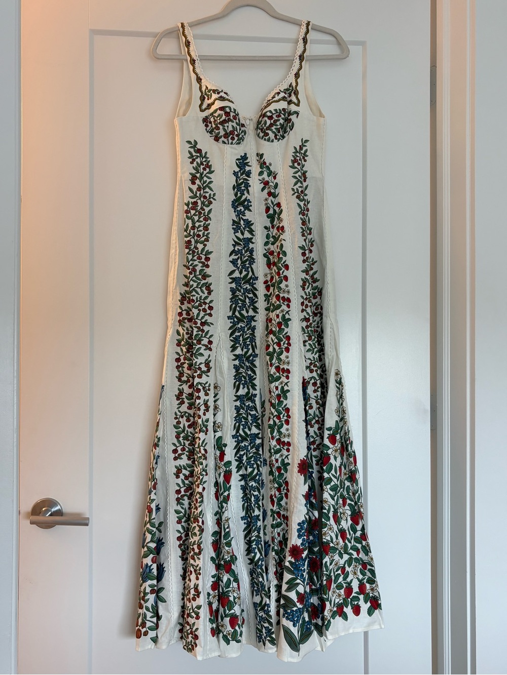 Farm Rio Off-White Fruit Beauty Maxi Dress NWT - Picture 2 of 4